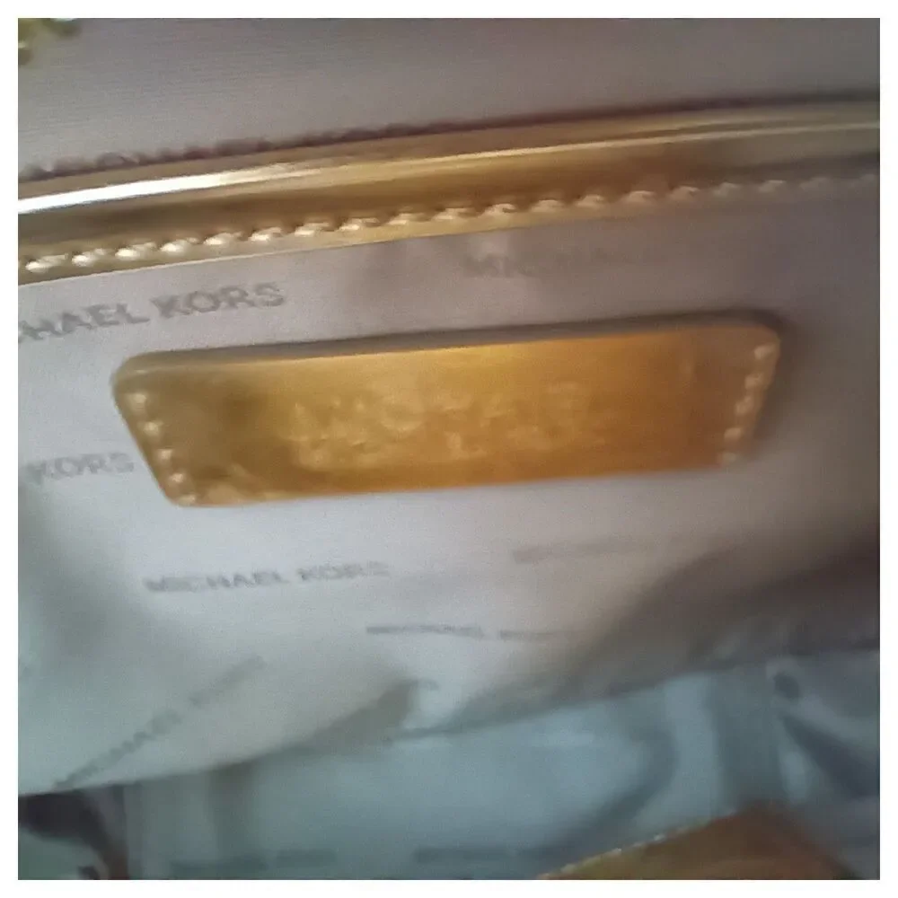 Michael Kors Handbag Small Womens Gold Leather Crossbody Chain Strap Fabric Zip